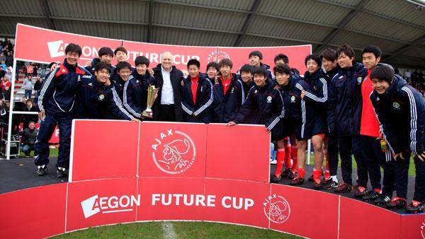 世界杯比赛直播平台-【观察】李霄鹏挂帅国足,迟到11年的“约会”