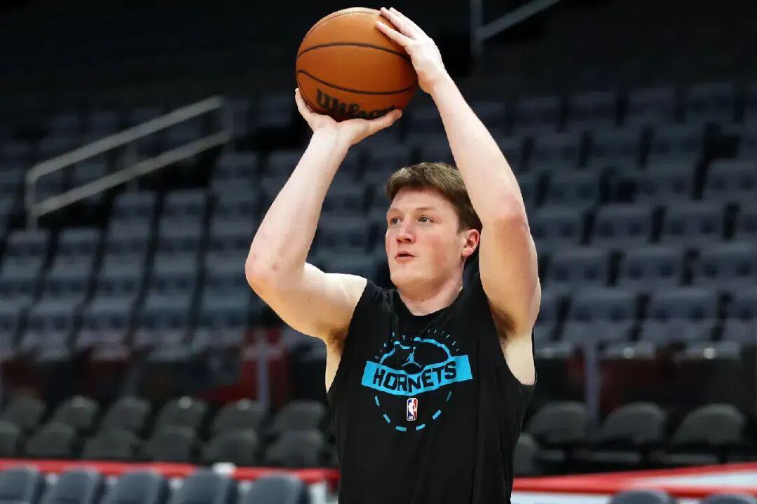 正式崛起了！本赛季的黄蜂，到底有多猛？