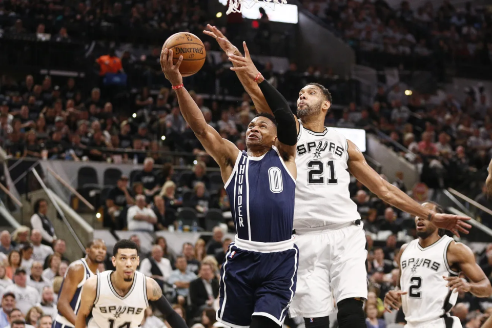 世界杯高清直播下载-美媒评NBA史上TOP79防守者！科比36詹姆斯32乔丹15 中锋包揽前二